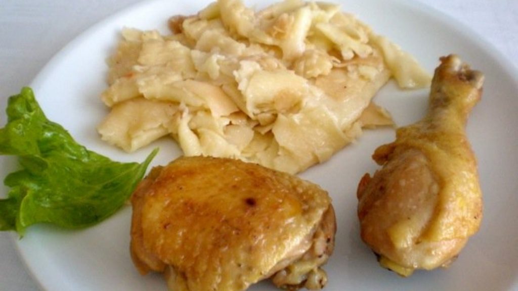 Food and Fun in Zagorje:Roasted turkey with mlinci
