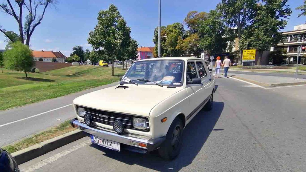 Exhibition of vintage cars - Yugo