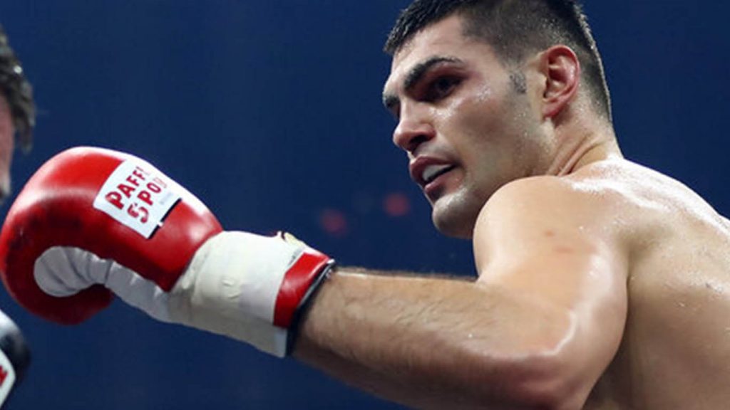 Filip Hrgović in in the fight of his life