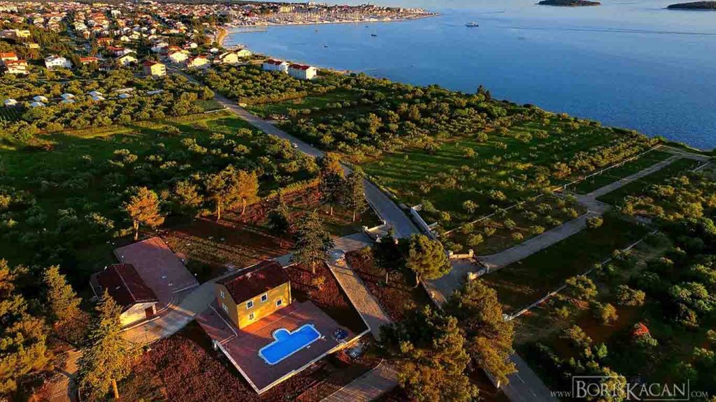 Biograd na Moru 1 2