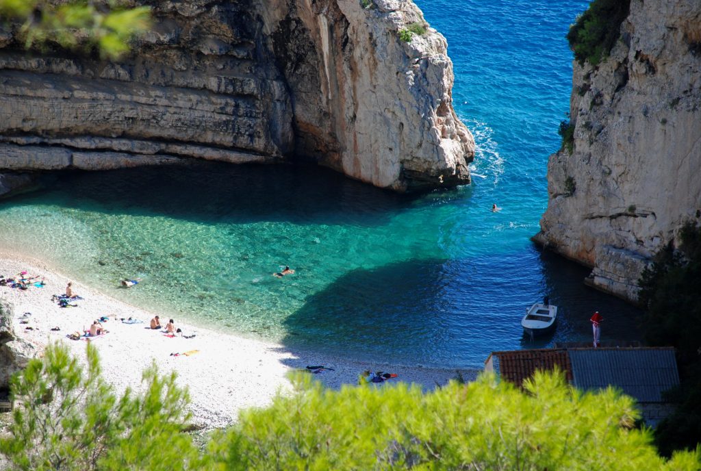 Stiniva Beach Goran Šarafek Family-Friendly Beaches