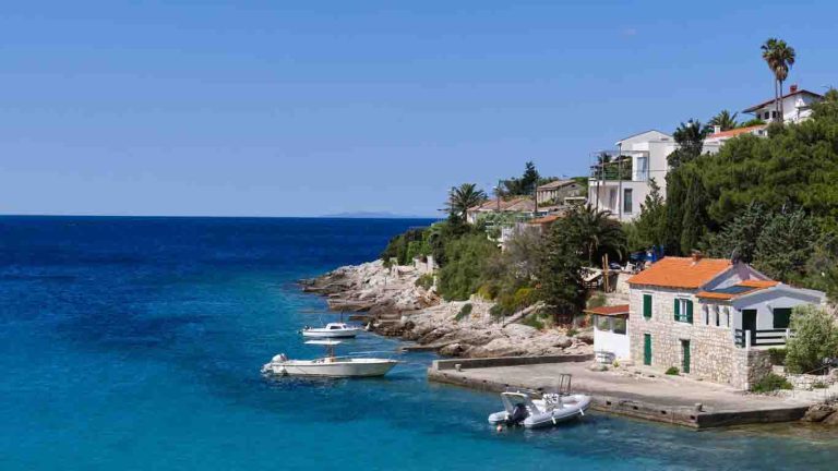 Island of Vis 5